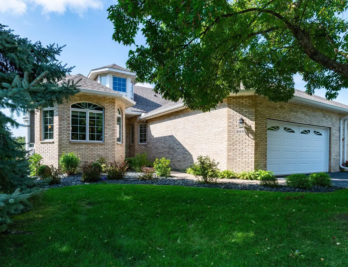 10440 Eagle Pointe Trail, Woodbury, MN 55129 - Image #1