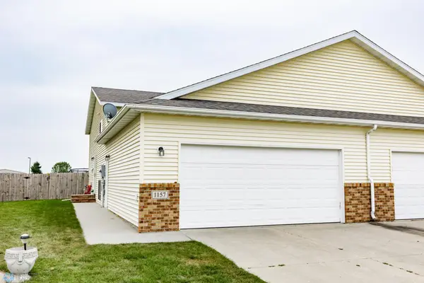 1157 39th Avenue S, Moorhead, MN 56560