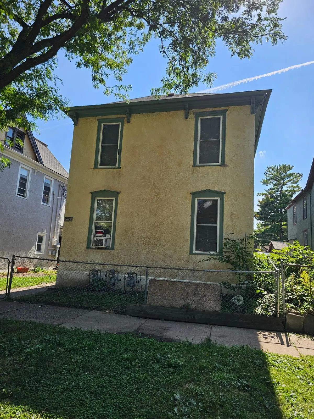 566 Edmund Avenue, Saint Paul, MN 55103 - Image #1