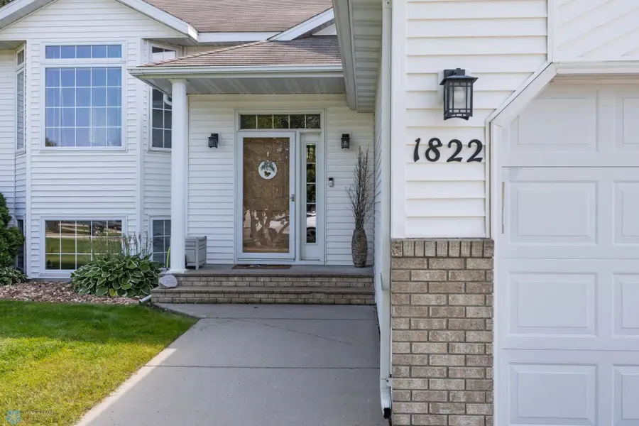 1822 33rd Street S, Moorhead, MN 56560 - Image #3