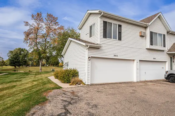2813 32nd Street S, Moorhead, MN 56560