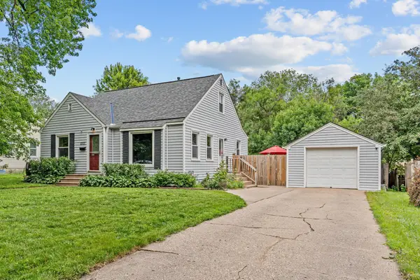 2707 Edgewood Avenue S, Saint Louis Park, MN 55426