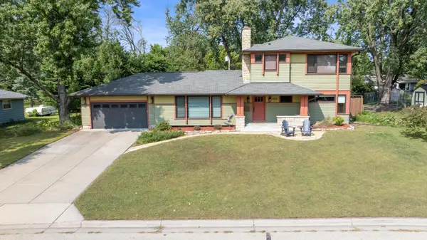 4920 Dawnview Terrace, Golden Valley, MN 55422