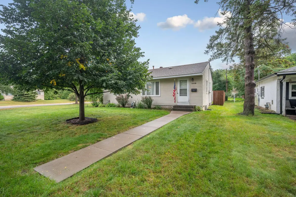 5438 Xenia Avenue N, Crystal, MN 55429 - Image #1