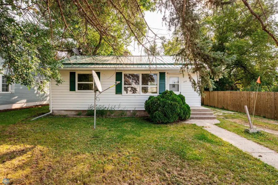 315 Rose Street, Lisbon, ND 58054 - #2