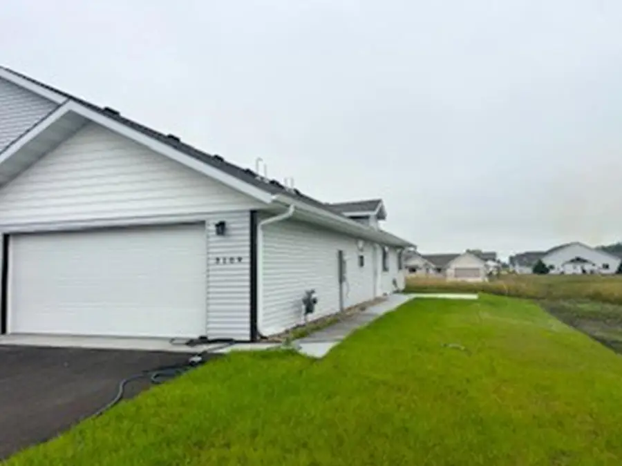 3109 Scotch Lane, Mankato, MN 56001 - Image #2