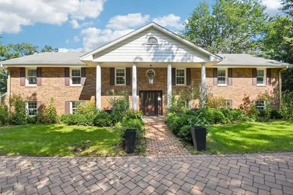 25 S Deep Lake Road, North Oaks, MN 55127