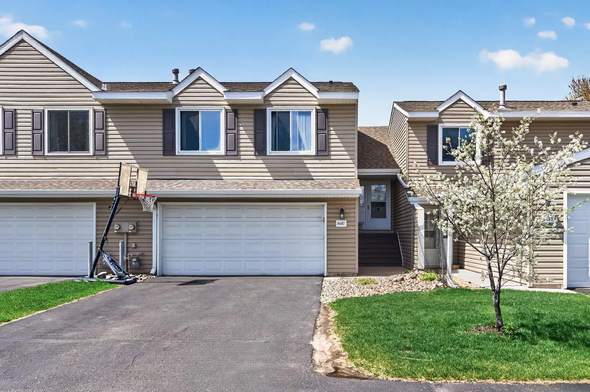 9487 Monroe Street Ne, Blaine, MN 55434 - #1