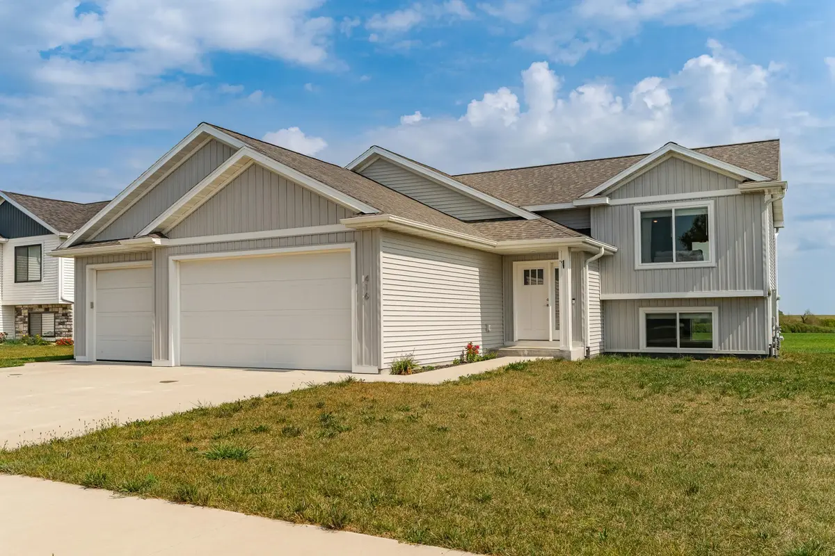 416 Spring Day Avenue Ne, Eyota, MN 55934 - Image #1