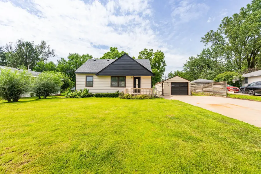 2454 Long Lake Road, New Brighton, MN 55112 - Image #2