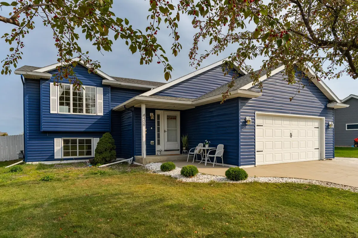 406 7th Street Nw, Dodge Center, MN 55927 - Image #1