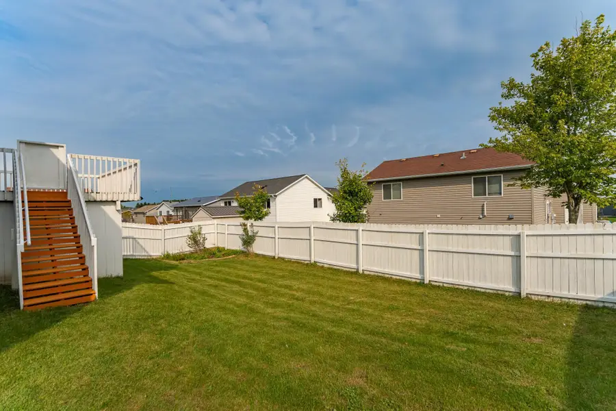 406 7th Street Nw, Dodge Center, MN 55927 - Image #3