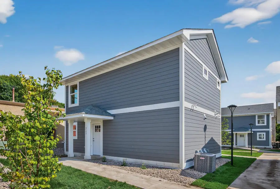 217 N Walnut Street, Chaska, MN 55318 - Image #2