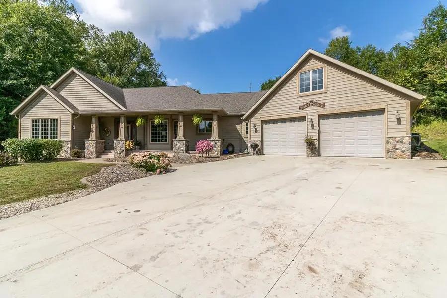 124 Jay Street, Le Sueur, MN 56058 - Image #2