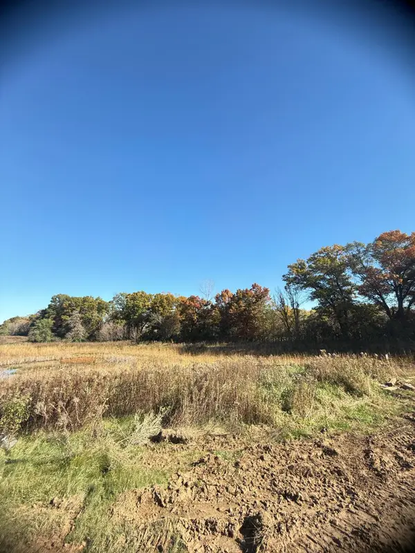 10484 56th Place N, Lake Elmo, MN 55042