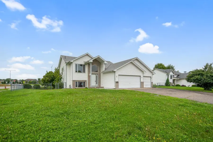 3455 Kahler Drive Ne, Saint Michael, MN 55376 - Image #2