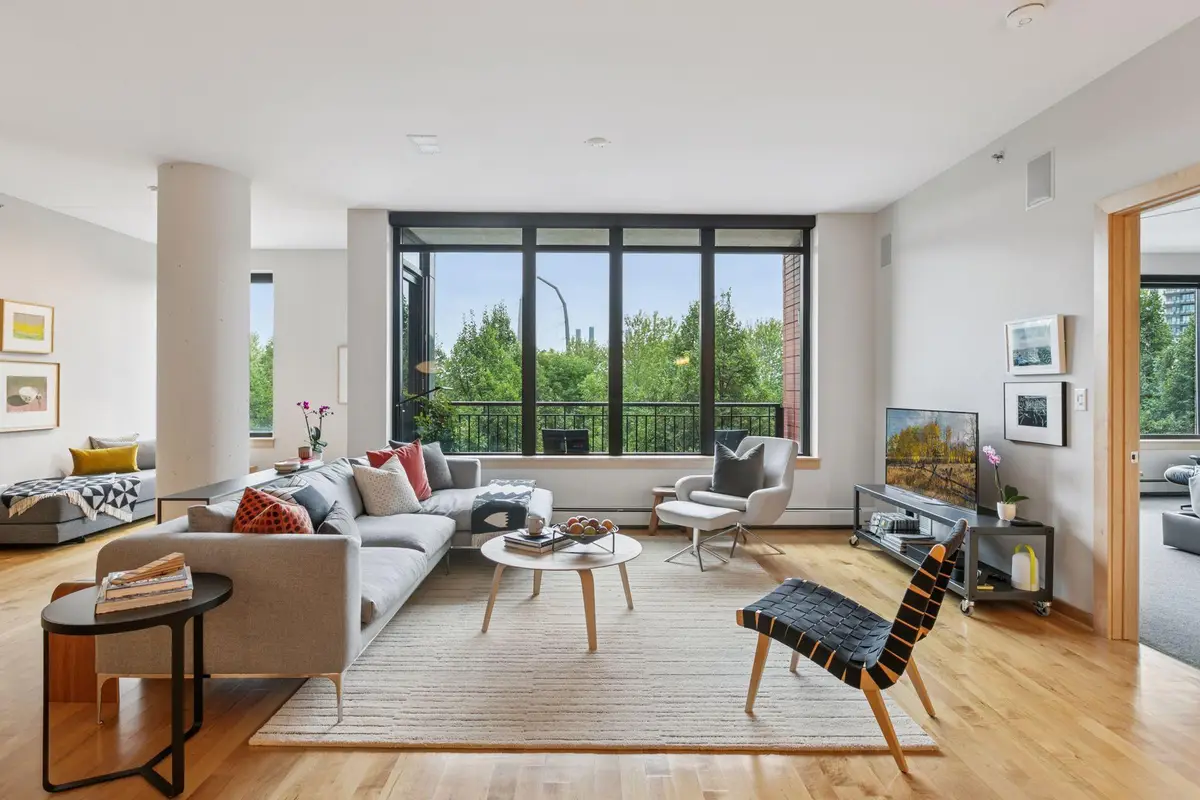 215 10th Avenue S #312, Minneapolis, MN 55415 - Image #1