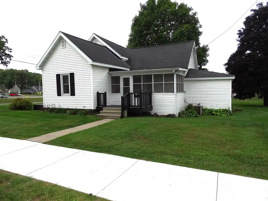 616 E Prospect Street, Durand, WI 54736 - Image #3