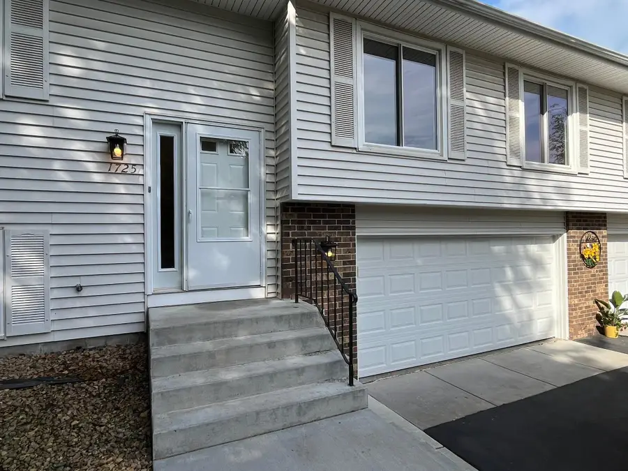 1725 W 140th Street, Burnsville, MN 55337 - Image #2