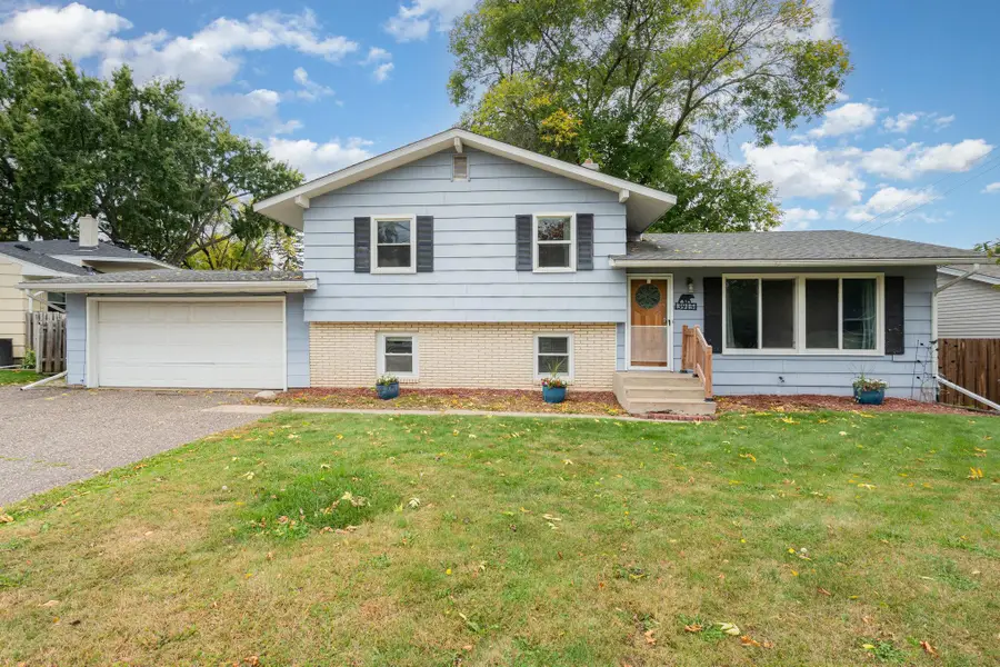 3915 Mcknight Road N, White Bear Lake, MN 55110 - Image #2