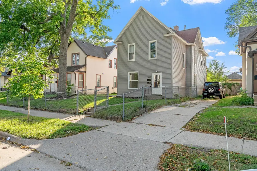 2922 Tyler Street Ne, Minneapolis, MN 55418 - Image #2