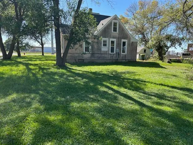700 W Main Street, Marshall, MN 56258 - Image #2