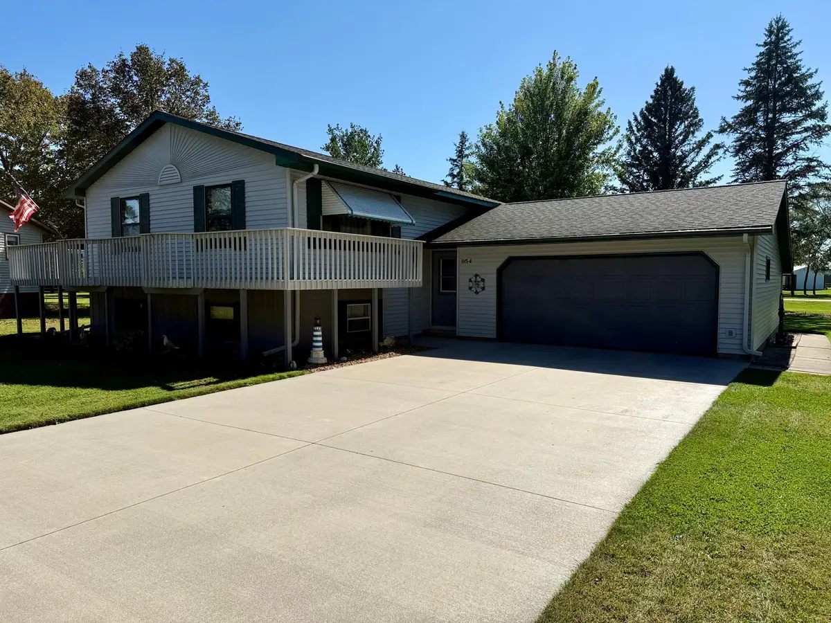 954 Lilac Drive, Sauk Centre, MN 56378 - Image #1