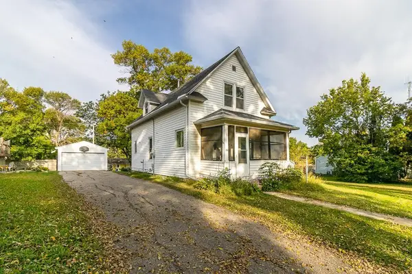 260 S Park Avenue, Le Center, MN 56057