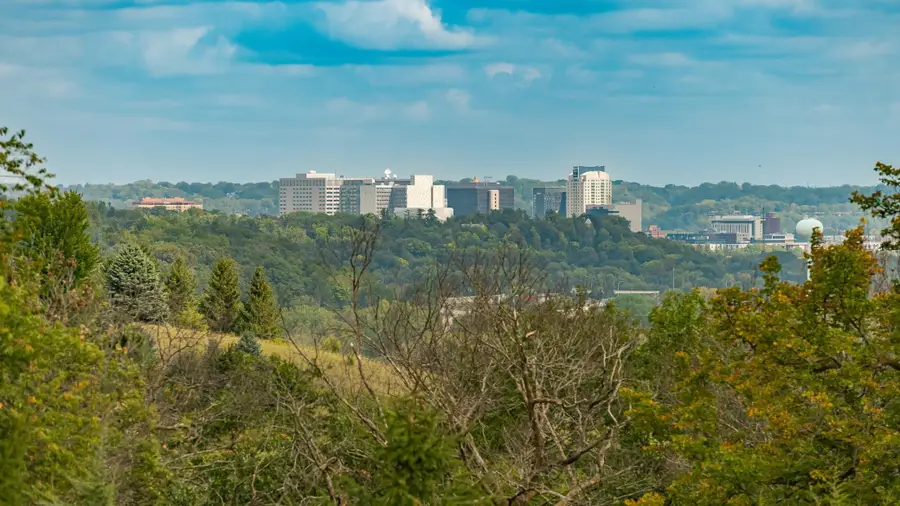 2630 Wild Rose Lane Sw, Rochester, MN 55902 - Image #2