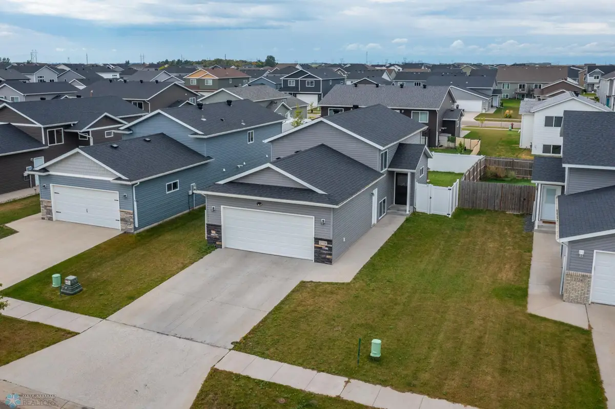 2728 Westwood Street W, West Fargo, ND 58078 - Image #1
