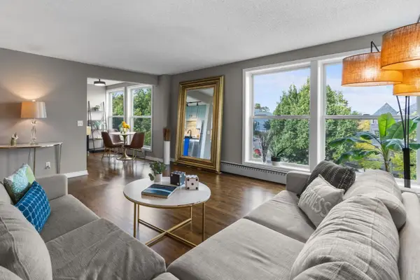 821 Douglas Avenue #301, Minneapolis, MN 55403