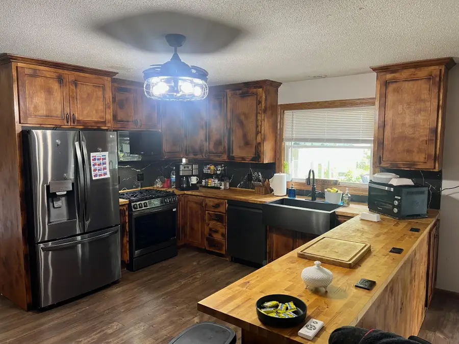 735 Sunset Street Sw, Hutchinson, MN 55350 - Image #3