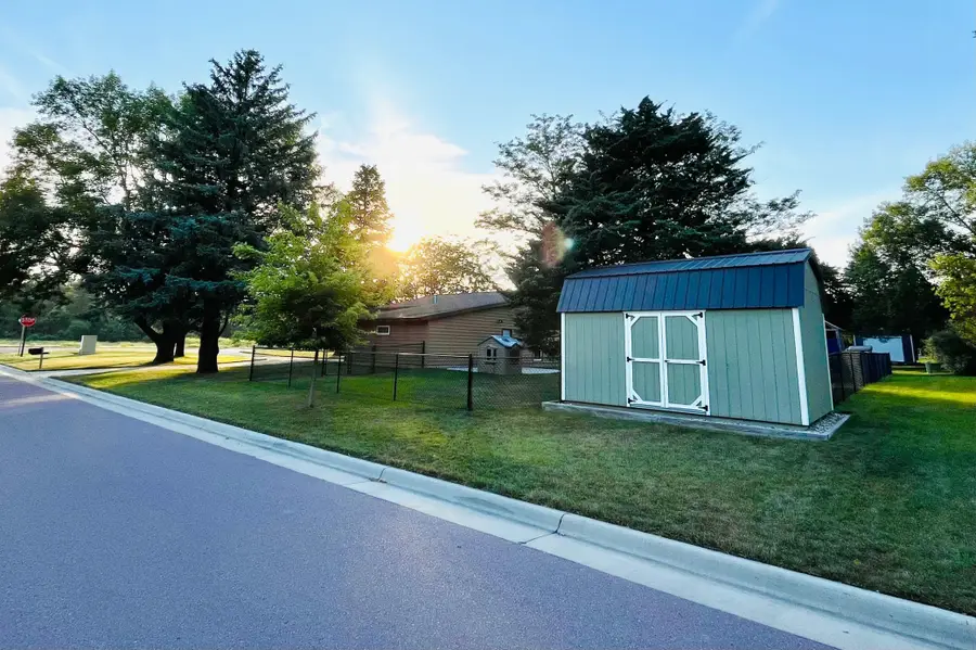 1500 River Road, Windom, MN 56101 - Image #2