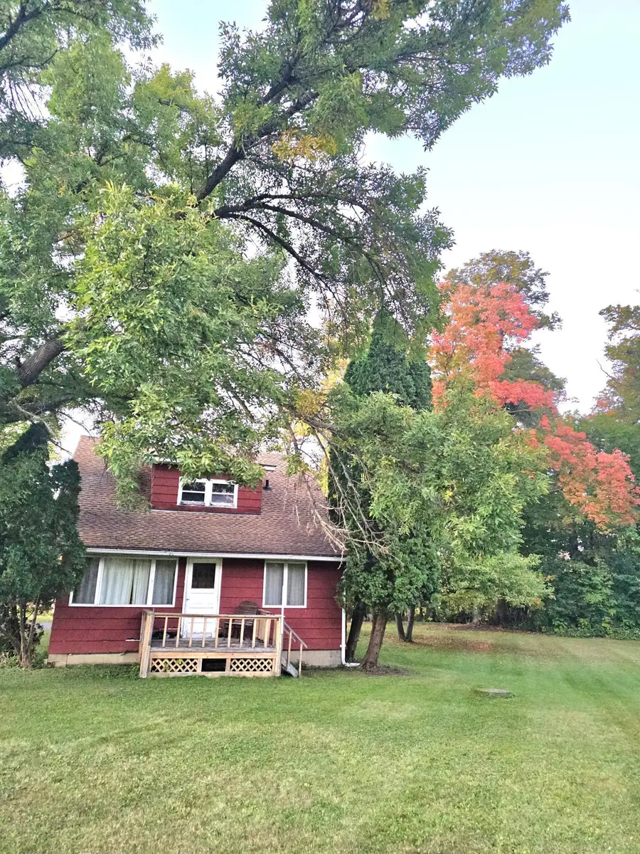 920 E Evergreen Street, Isle, MN 56342 - #3