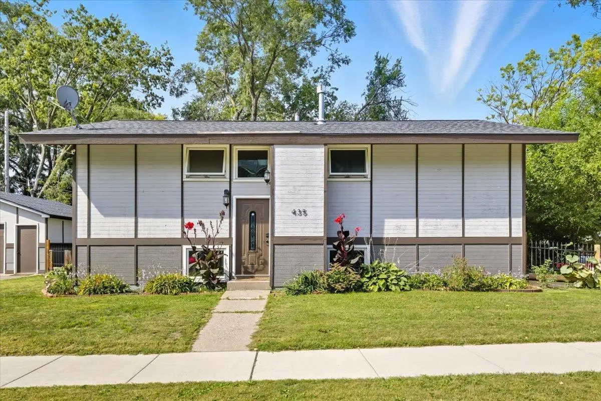 435 Greenwood Avenue, Saint Paul, MN 55107 - Image #1