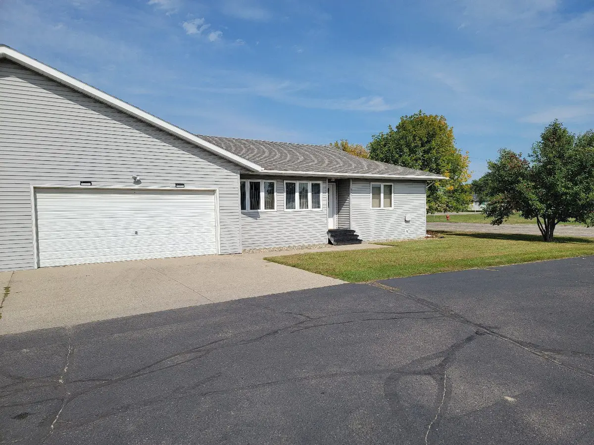 815 6th Avenue Ne, Perham, MN 56573 - Image #1