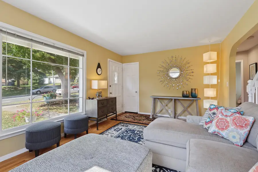 5913 Pillsbury Avenue S, Minneapolis, MN 55419 - Image #2