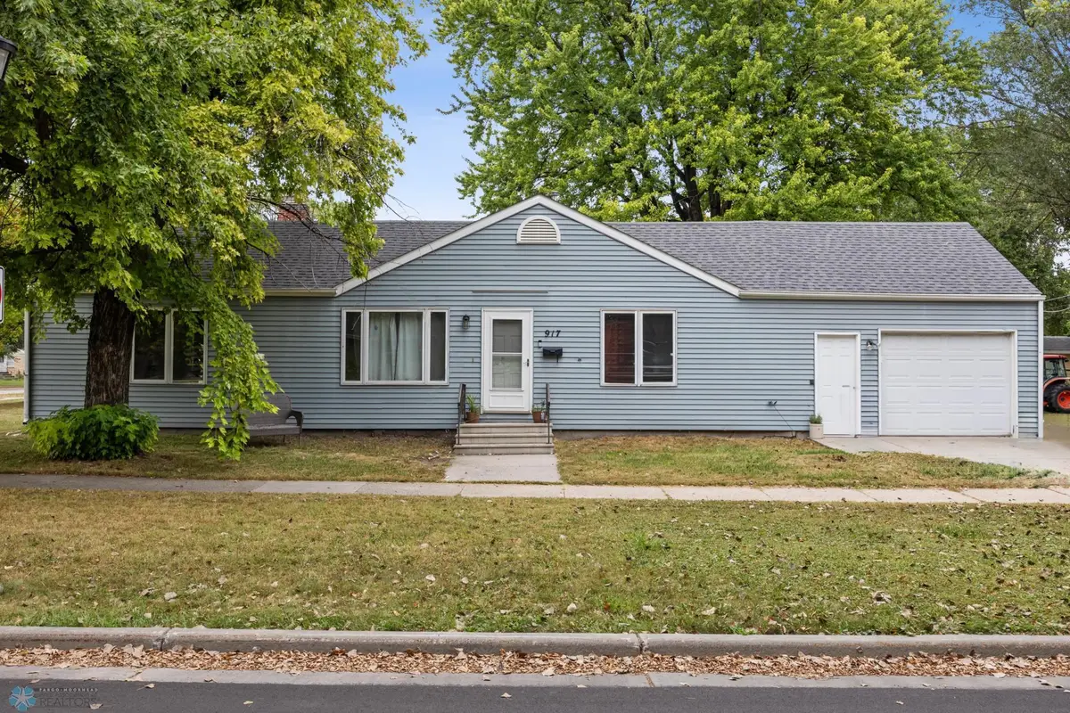 917 14th Avenue N, Fargo, ND 58102 - Image #1