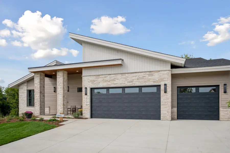 758 Ensconsed Way, Chaska, MN 55318 - Image #3