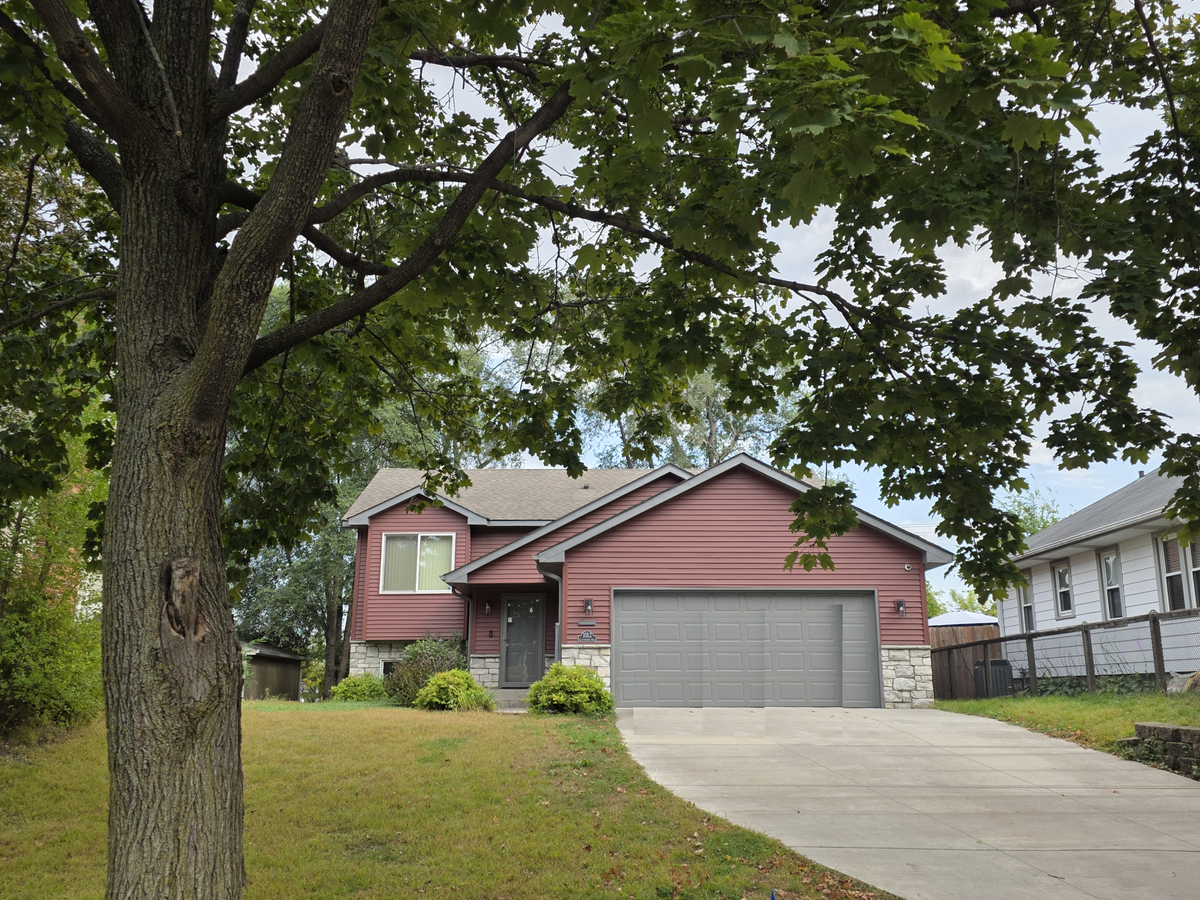 1012 Livingston Avenue, West Saint Paul, MN 55118 - Image #1