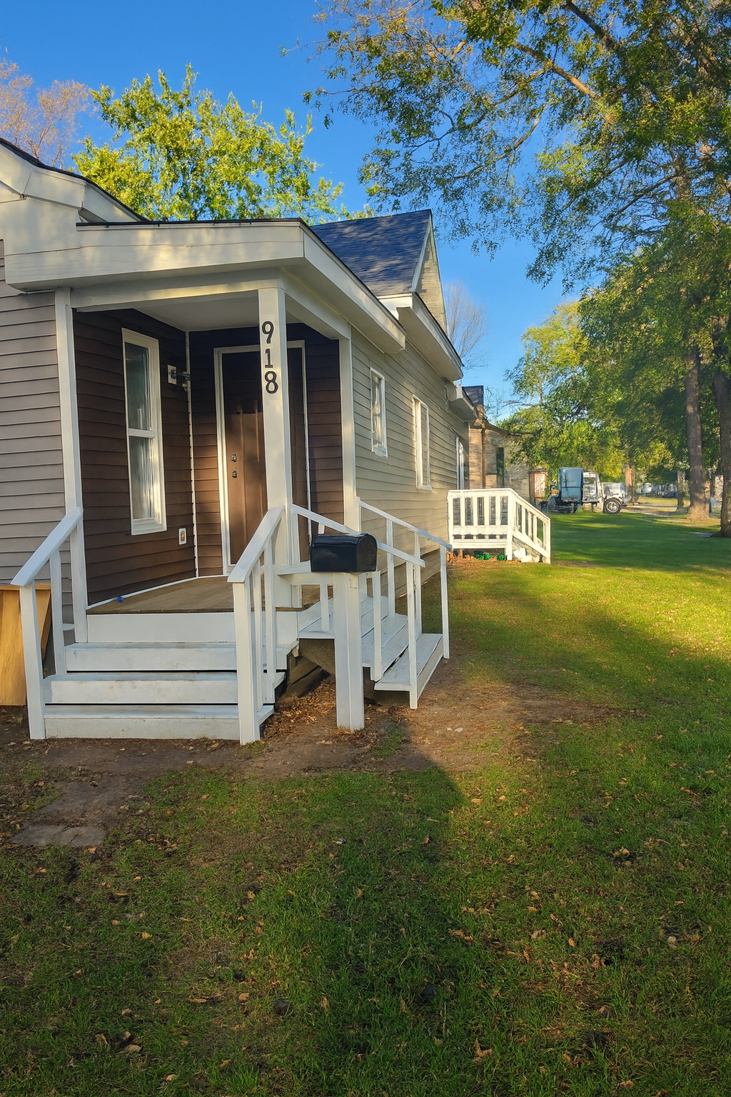 918 Gorton Avenue Nw, Willmar, MN 56201 - Image #1