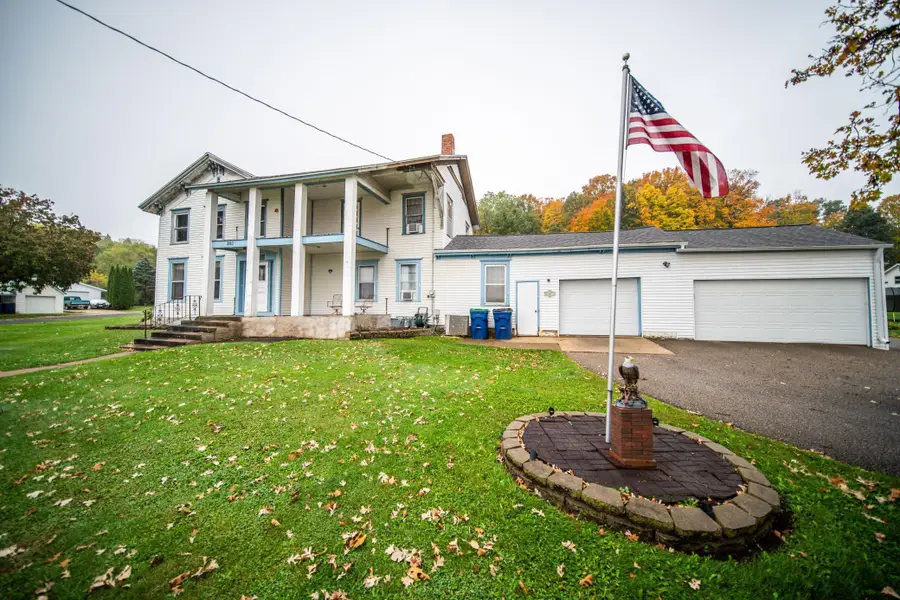 260 E 15th St, Saint Charles, MN 55972 - Image #3