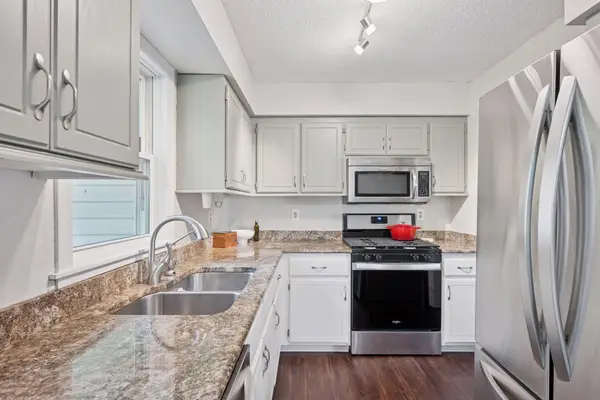 585 Glenwood Avenue, Big Lake, MN 55309