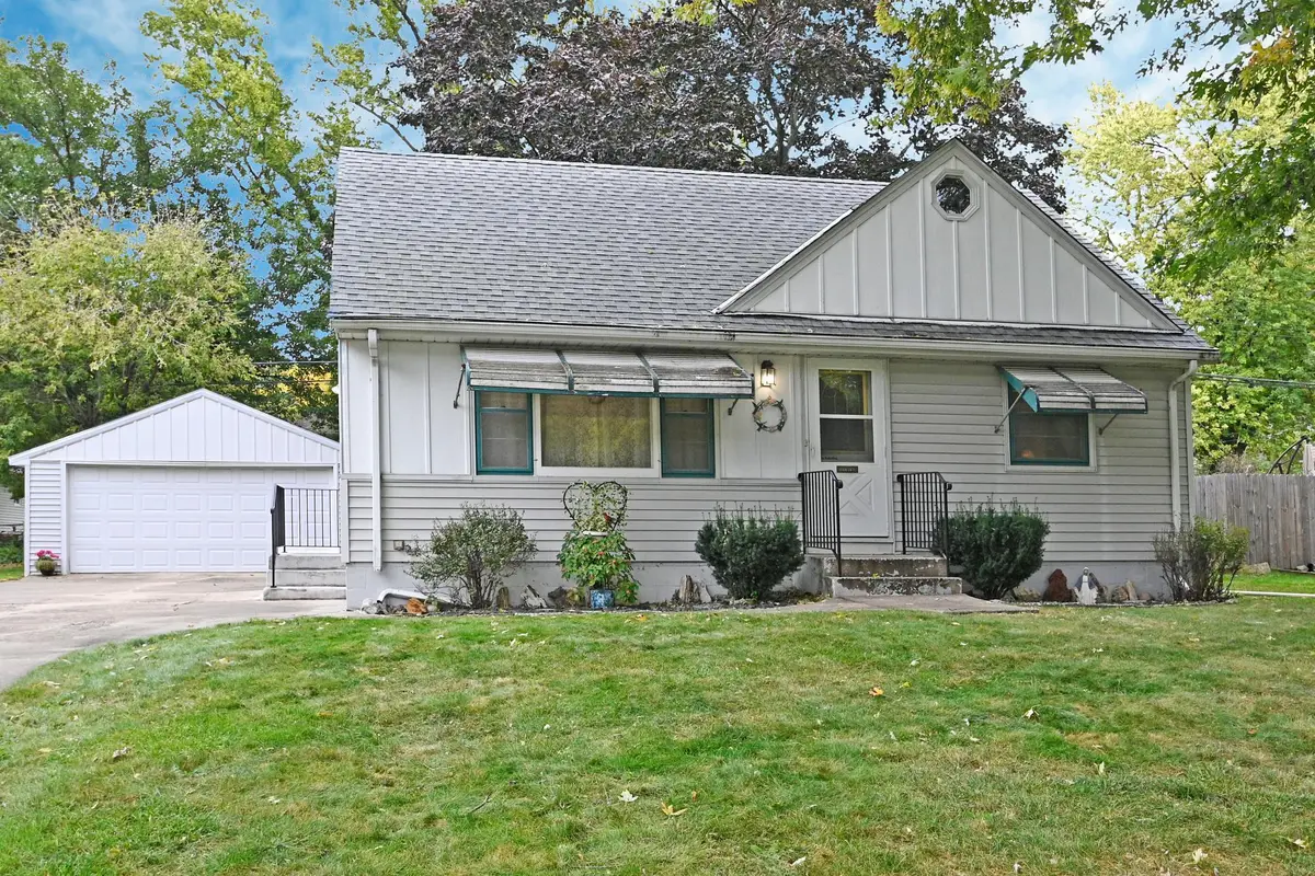 4036 Oregon Avenue N, New Hope, MN 55427 - Image #1