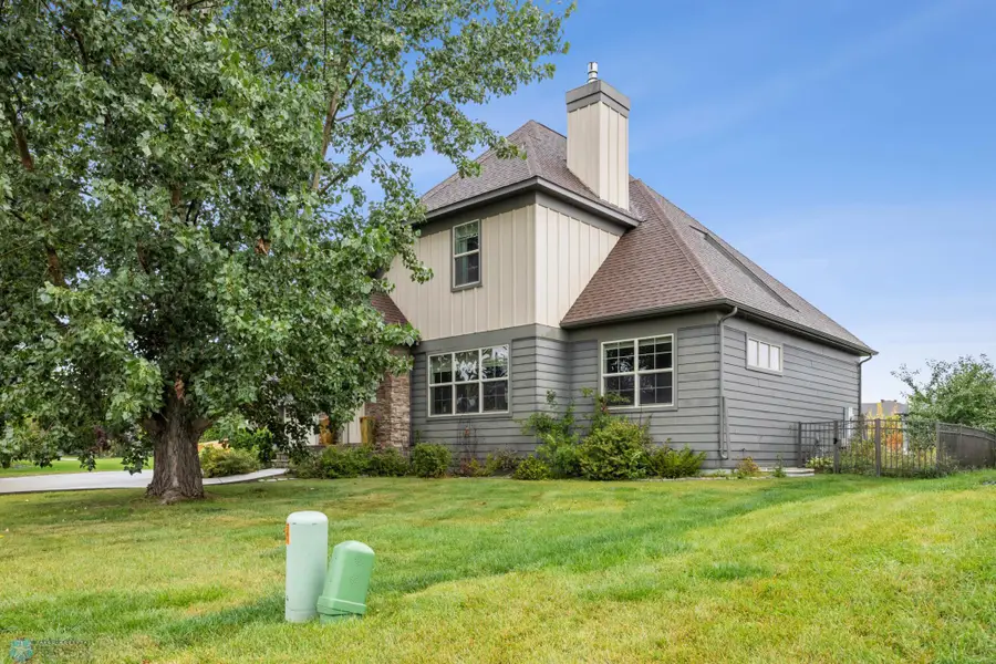 6028 Silverleaf Drive S, Fargo, ND 58104 - Image #3