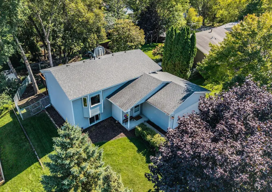 13471 Yosemite Avenue S, Savage, MN 55378 - Image #2