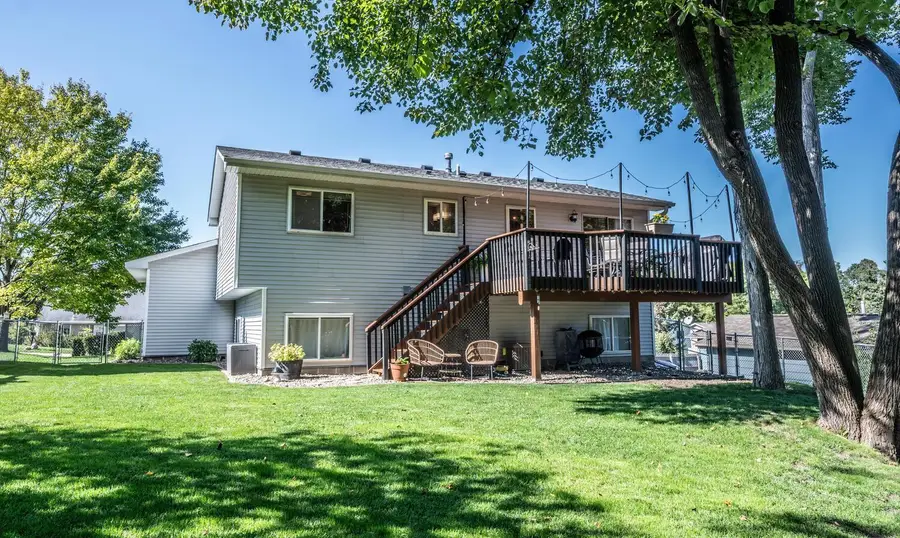 13471 Yosemite Avenue S, Savage, MN 55378 - Image #3