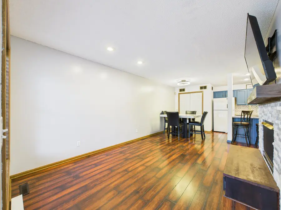 1853 Riverwood Drive #4, Burnsville, MN 55337 - Image #3