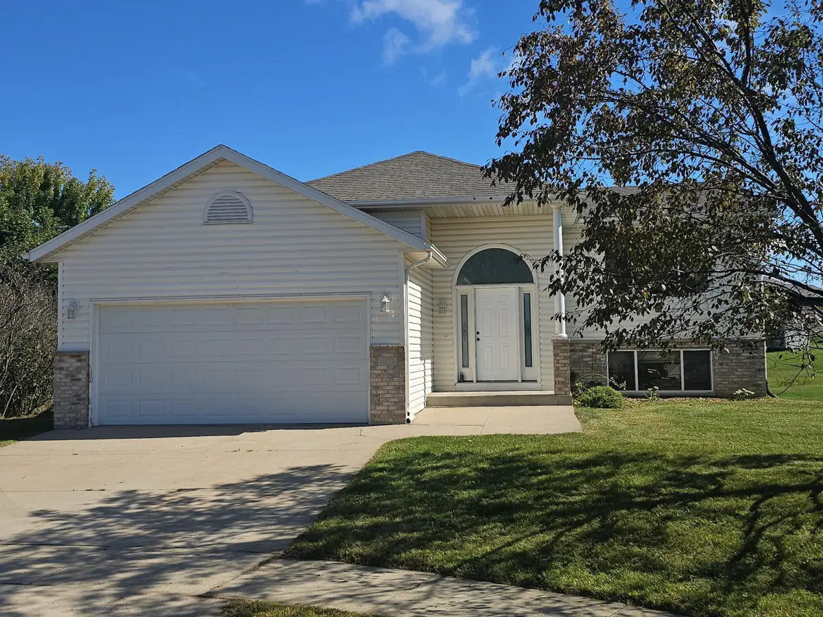 6372 Bandel Lane Nw, Rochester, MN 55901 - Image #1