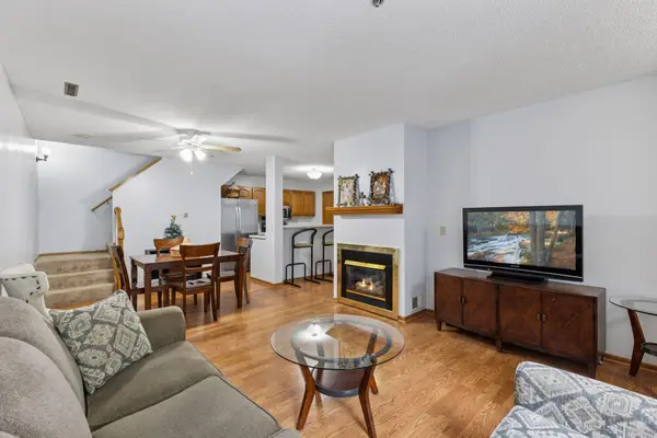 2600 Lockwood Drive, Mendota Heights, MN 55120